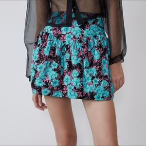 NWT Zara Blue and Black Floral High Waist Mini Skirt - Size XS